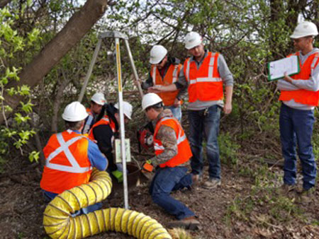 Coleman Industrial Construction a 
General Contractor building and improving railroad 
safety and locomotovie servicing facilities based in 
Kansas City Missouri